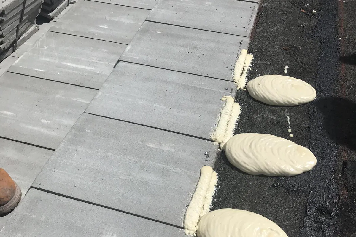 APOC Polyset AH-160 Review: Foam vs. Screws and Other Tile Adhesives